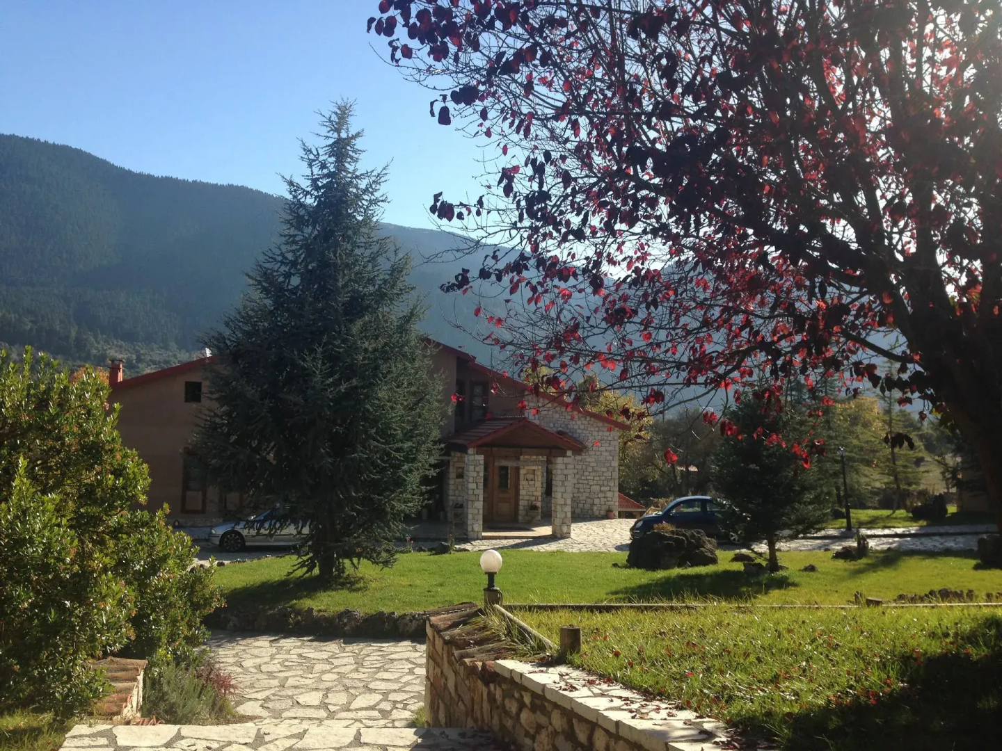 Vitina House Forest Resort