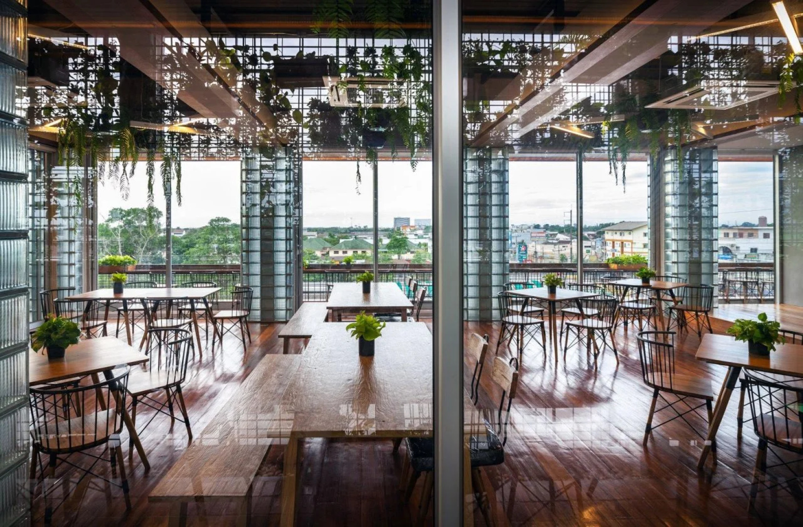 Laekhon Nonbai Hotel