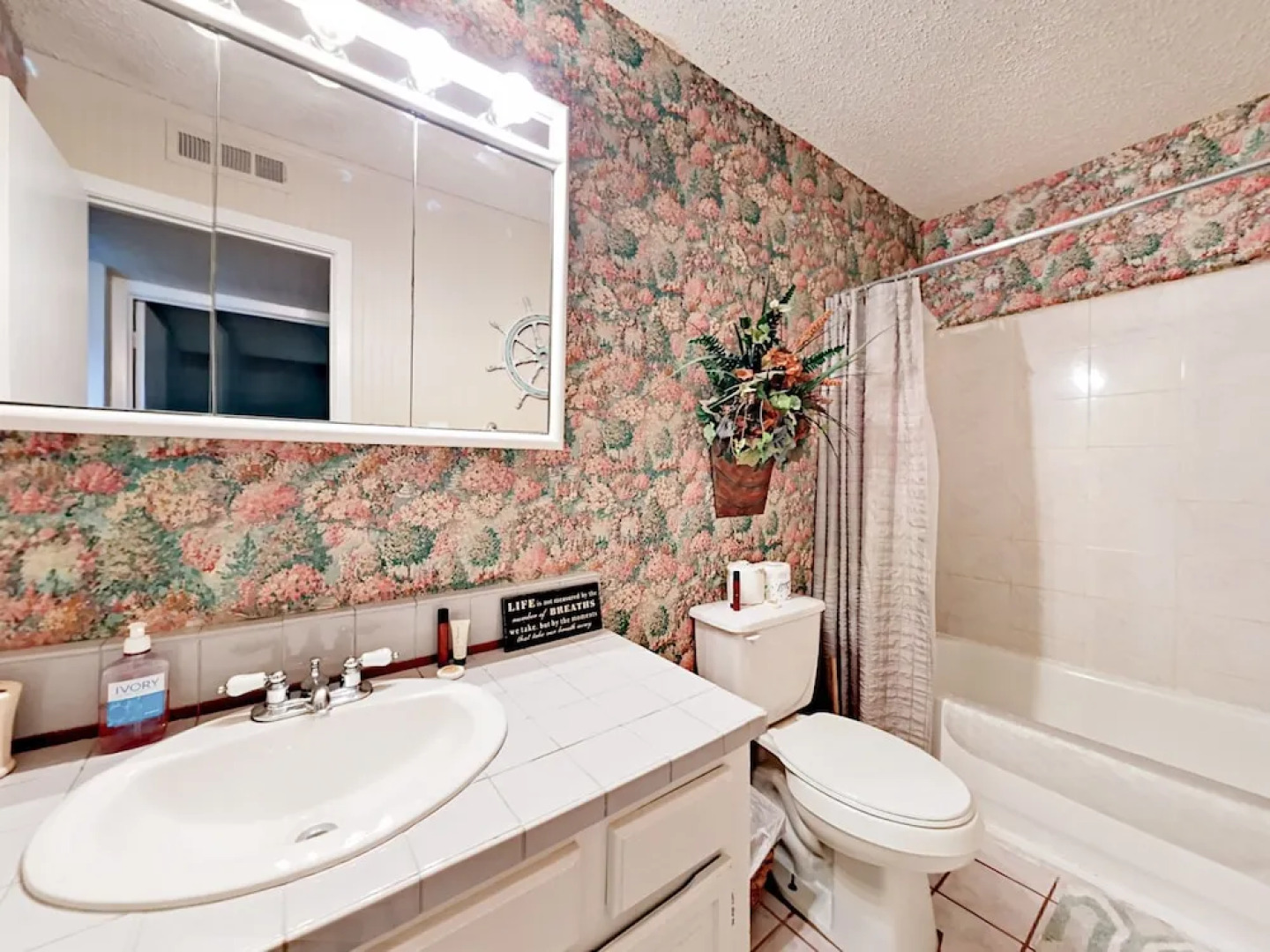 219 Comanche Home 2 Bedrooms 2 Bathrooms Home