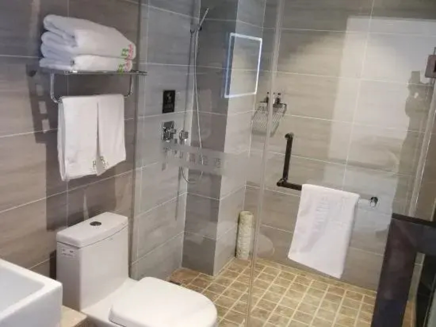 Suihua Runheng Boutique Hotel