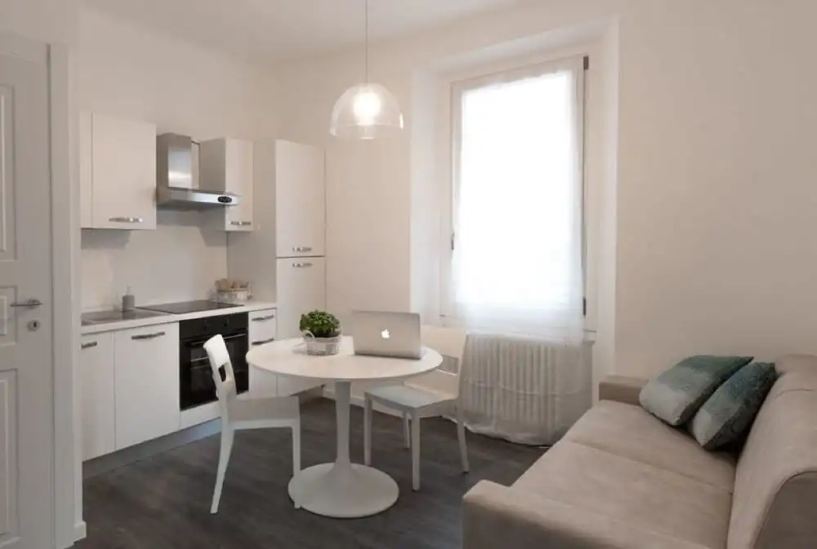 Maji Como Lake apartments