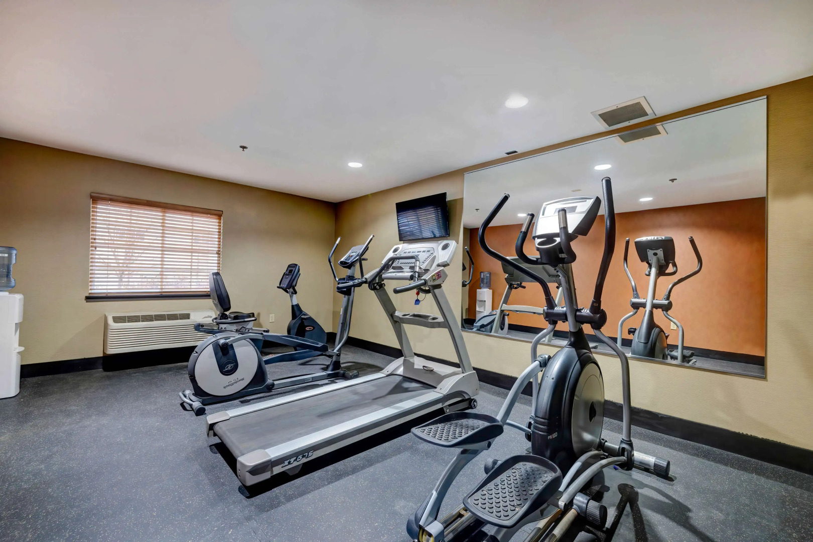 Studio 6 Lenexa, KS - Overland Park