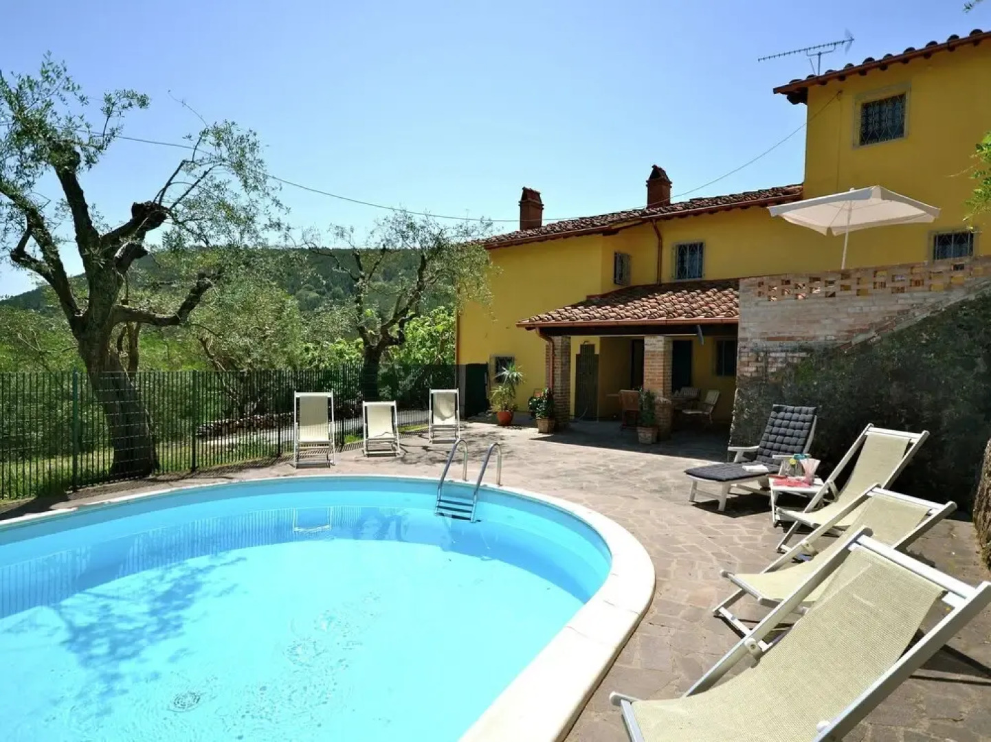 Warm Holiday Home in Vicopisano With Swimming Pool