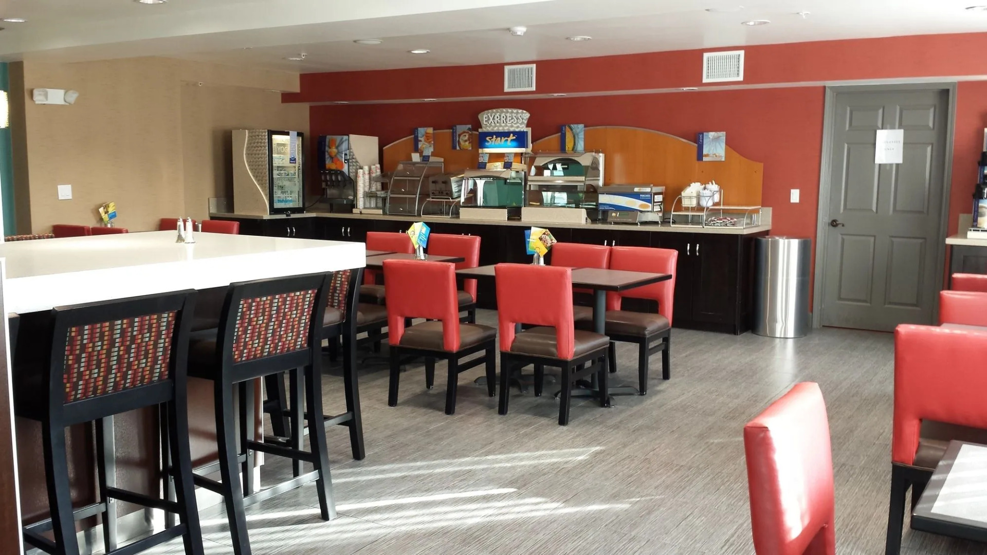 Holiday Inn Express Bakersfield by IHG
