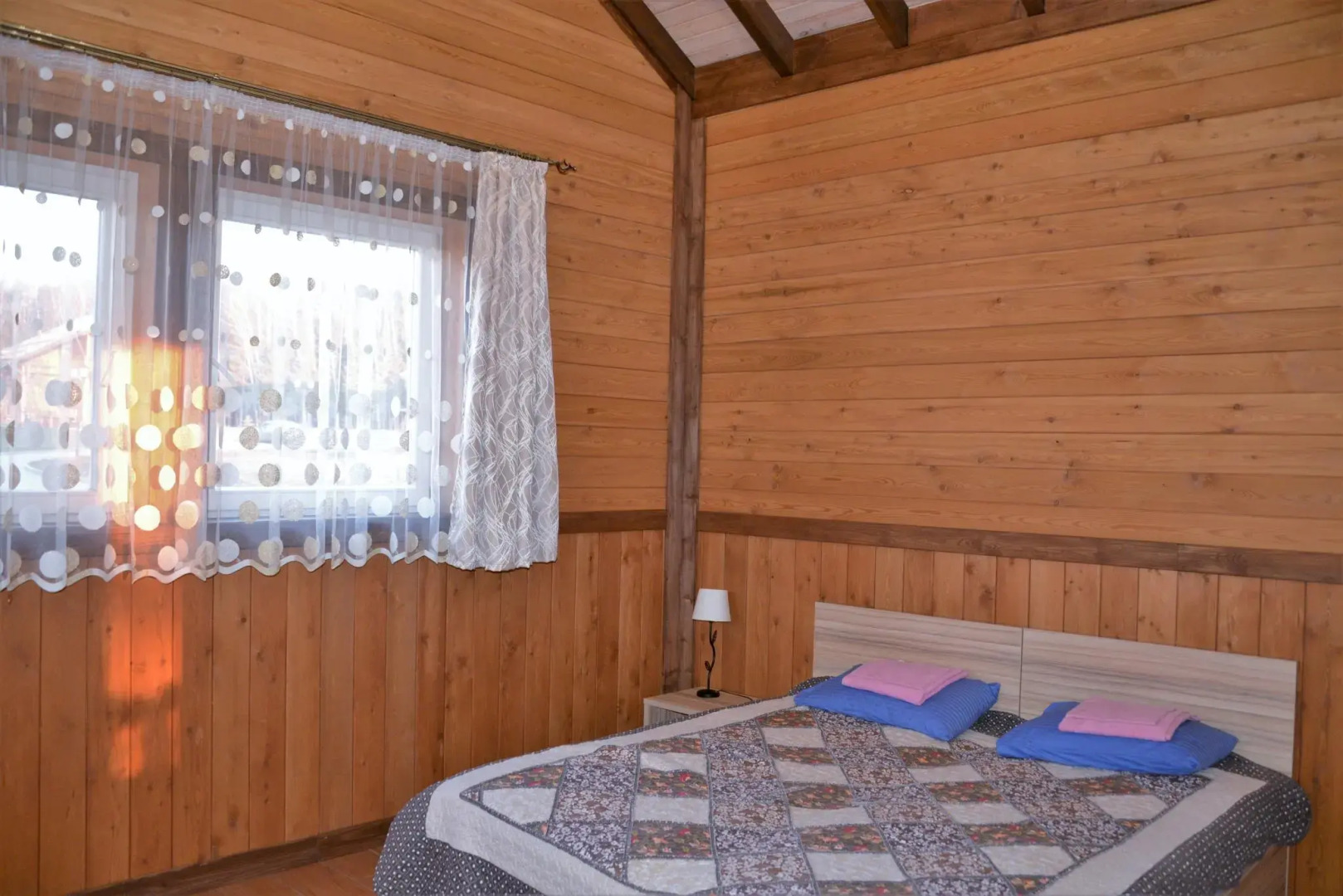 Коттедж Б5 на базе отдыха Новинки Парк