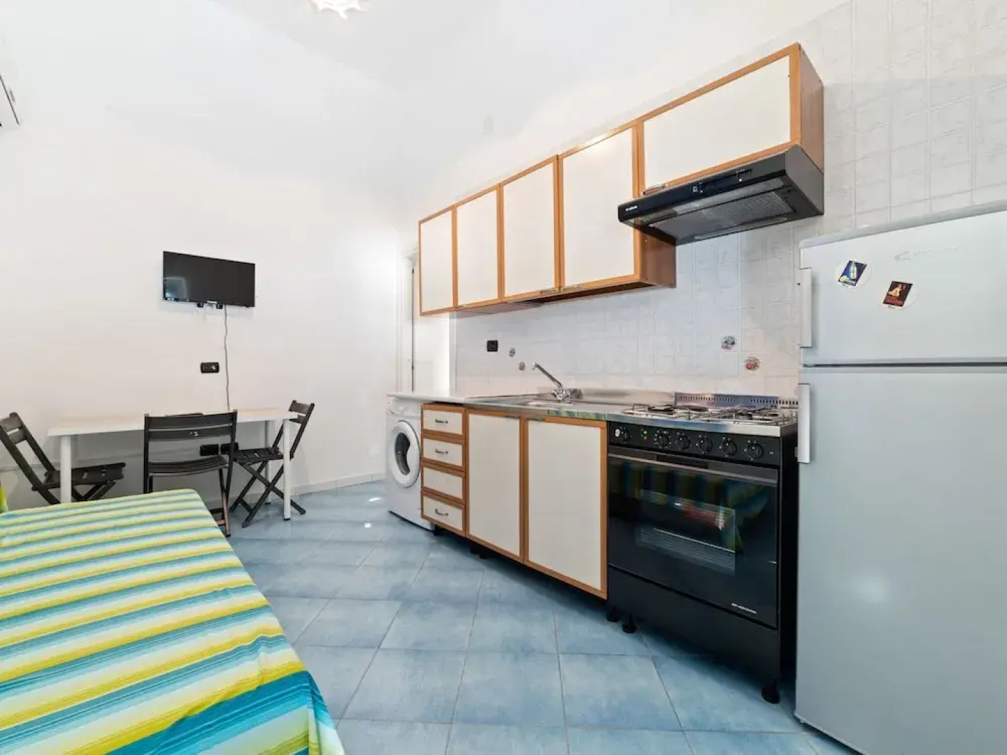 Quaint Apartment in Policastro Bussentino near Sea