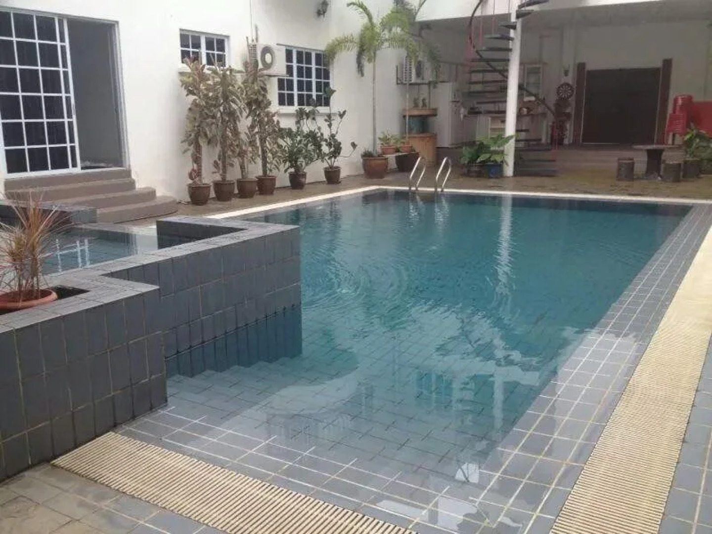 Hanson Holiday Bungalow