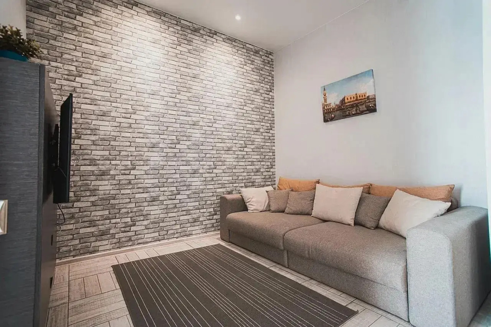 Династия на улице Свободы 60В