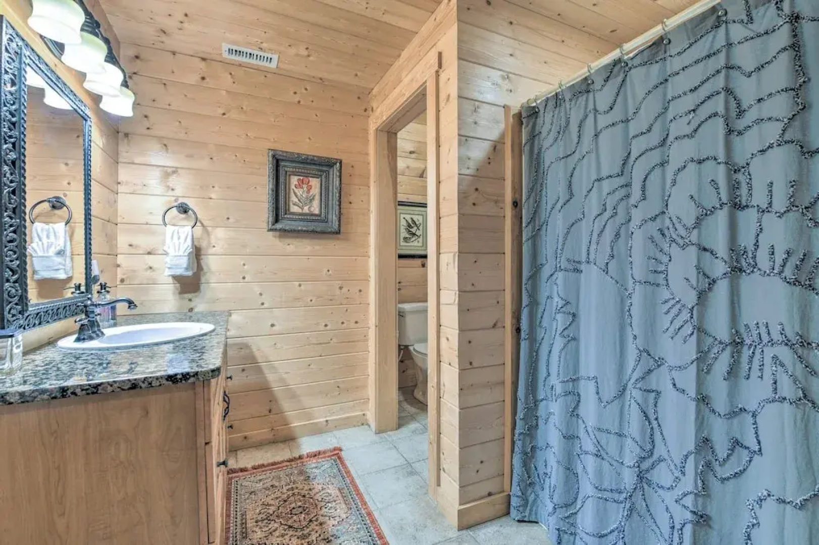 Luxury Cabin w/ Deck < 5 Miles to Sapphire Valley!