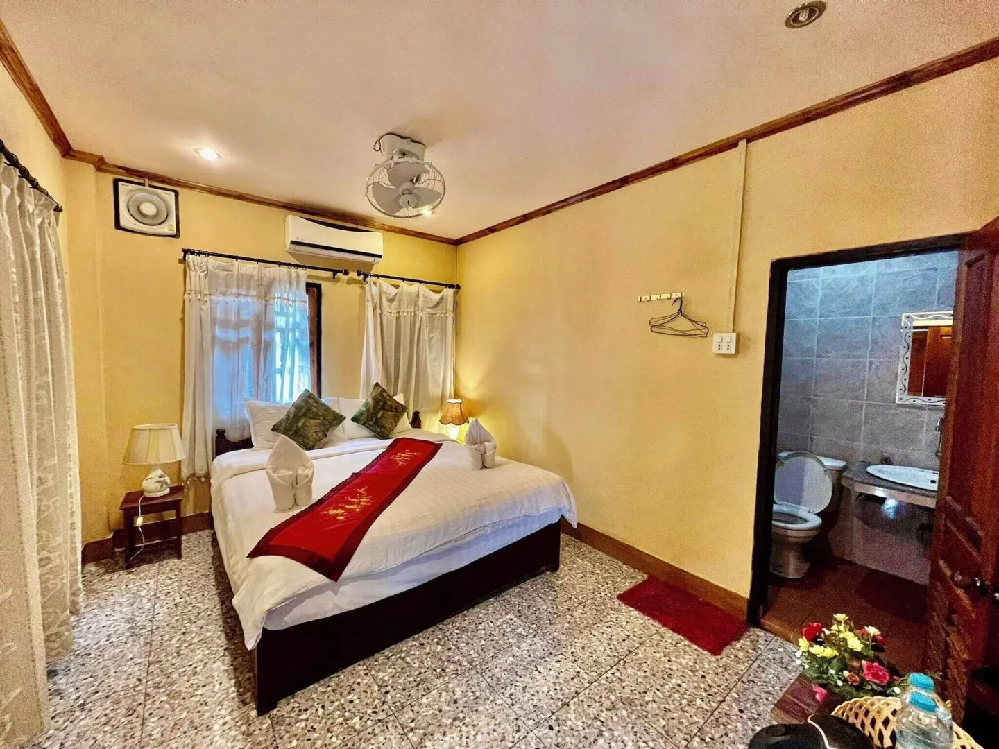 Nocknoy Lanexang Guesthouse