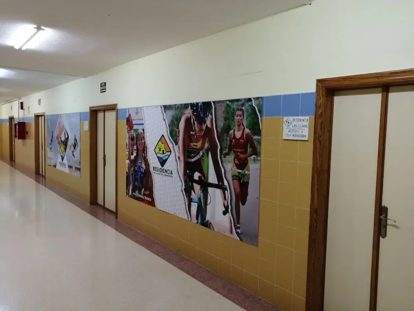 Residencia Las Claras del Mar Menor - Hostel