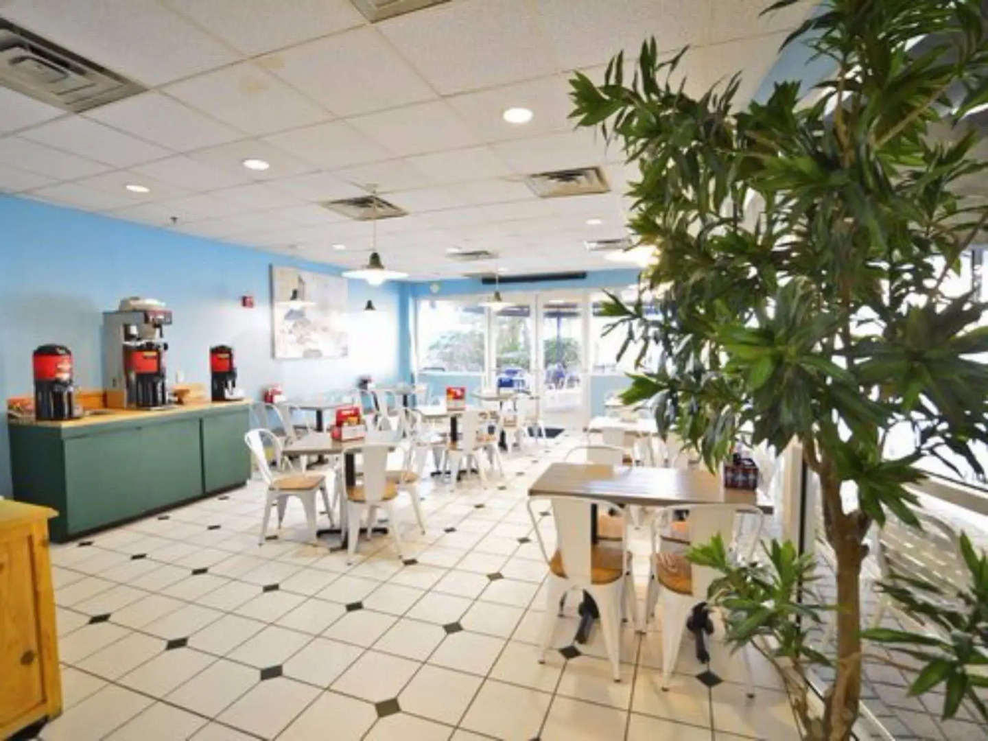 Pelican Beach Resort and Conference Center