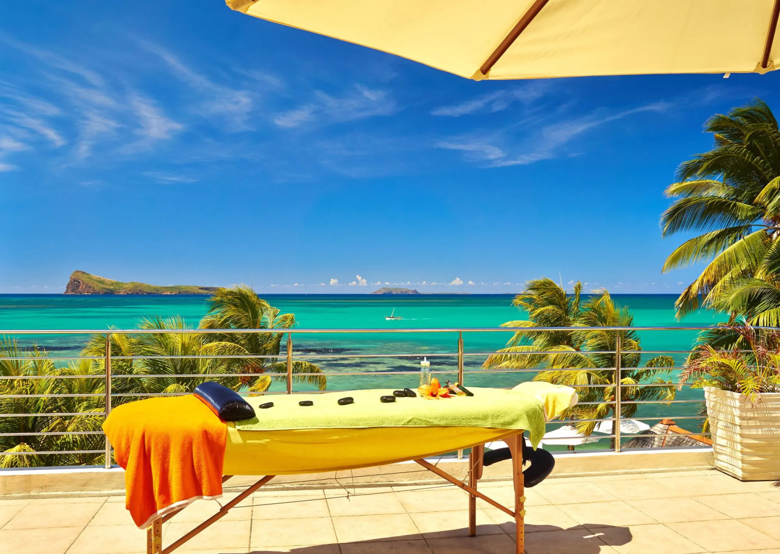 Cape Point Seafront Suites & Penthouse with LOV