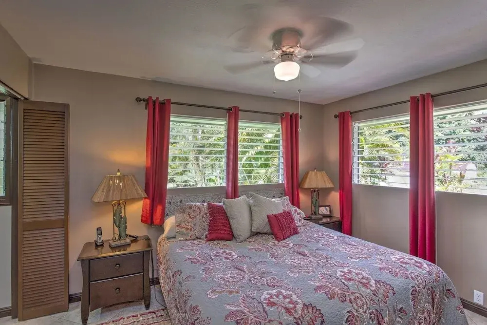 Hale O Nani Mala Pua 3 Bedroom Home by RedAwning