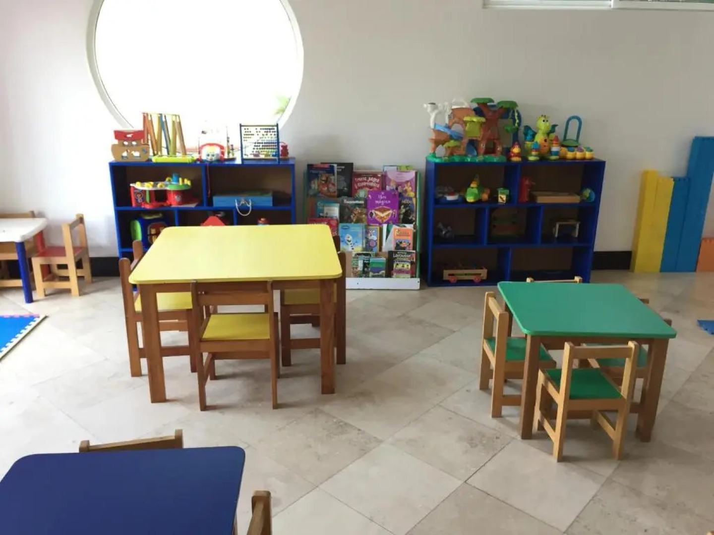 Bay View Grand Marina 1605 Sur