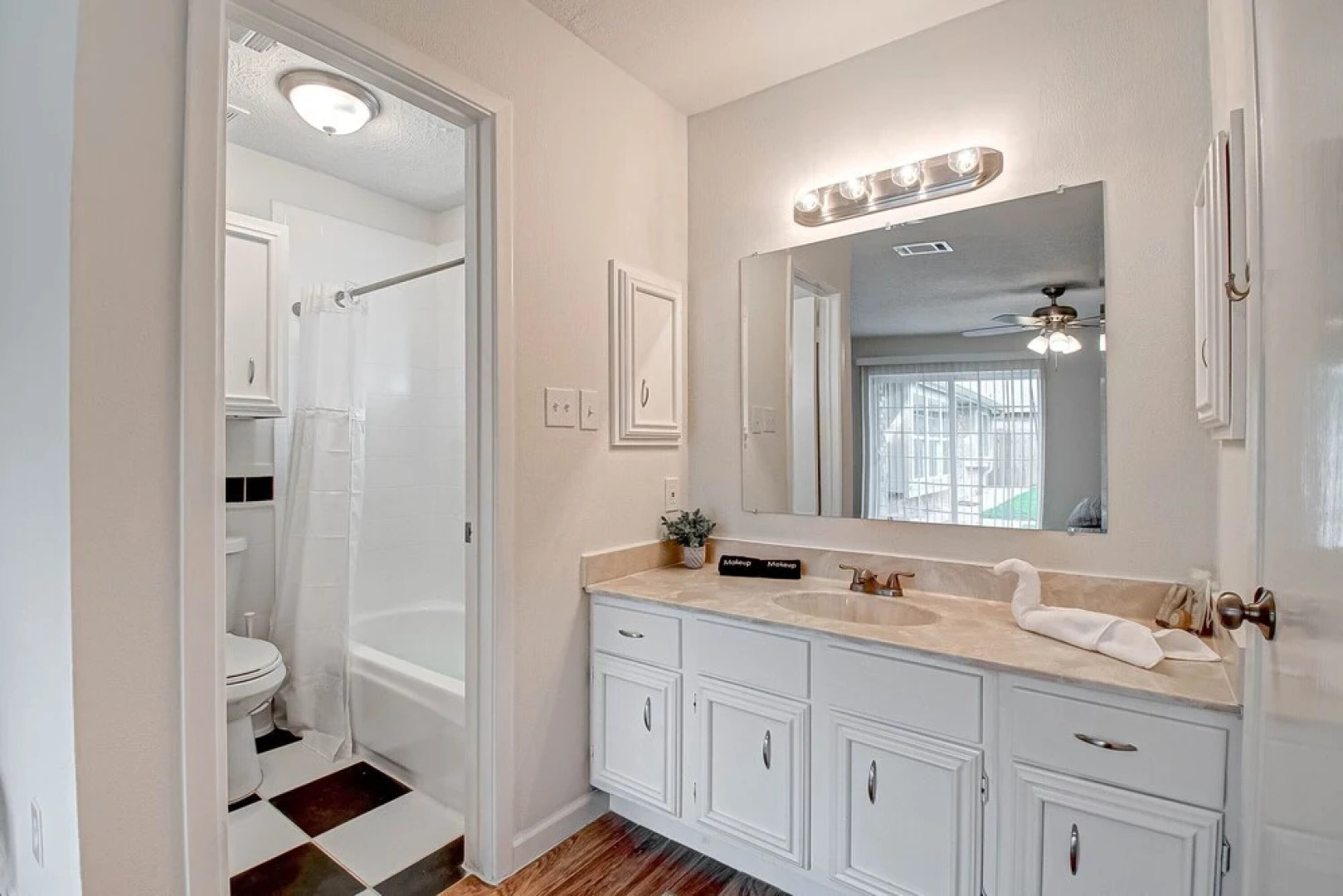 Ash Haven in Spring, Wifi, Extended Stay, Pet Friendly