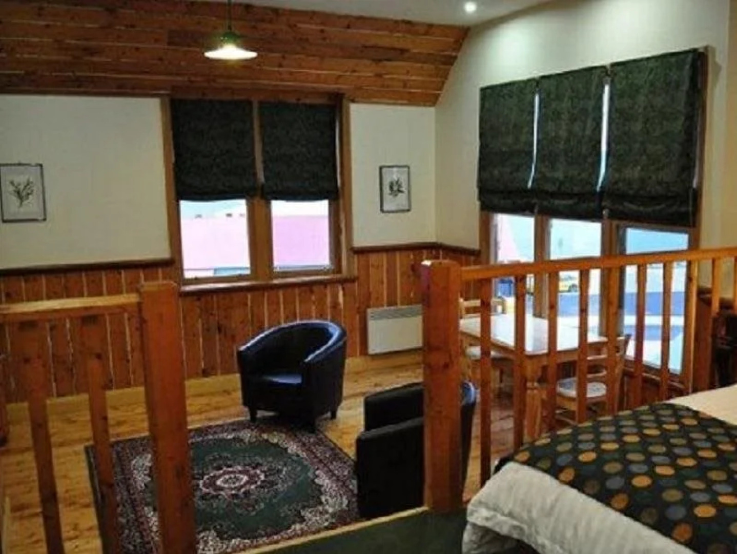 Bushmans Cafe and Accommodation