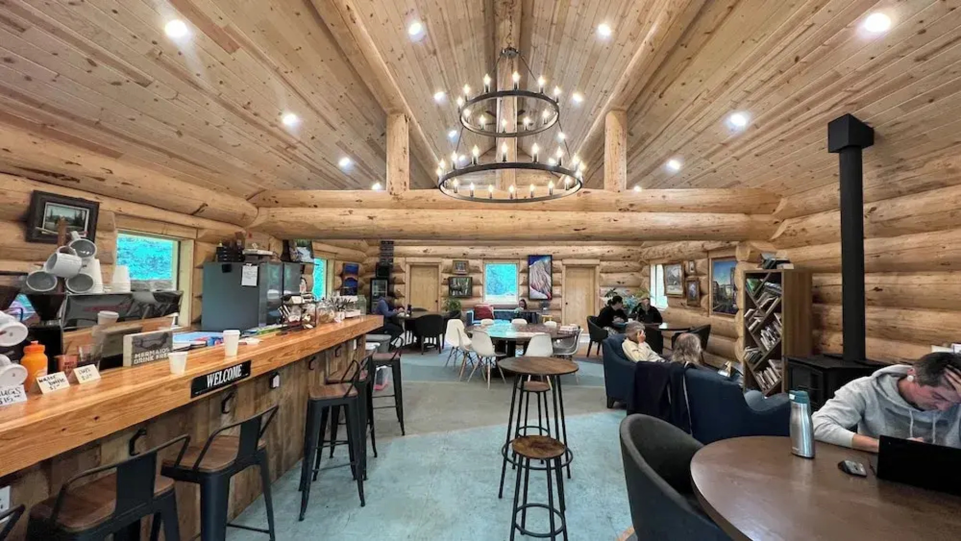 Hope Alaska's Bear Creek Lodge