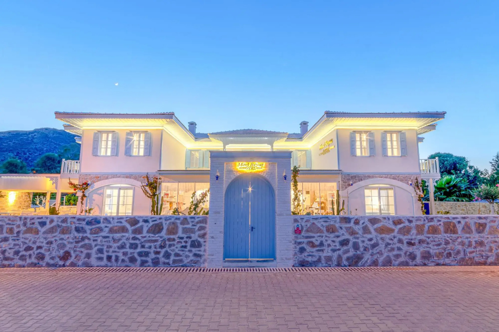 Otel Mavi Beyaz Datça