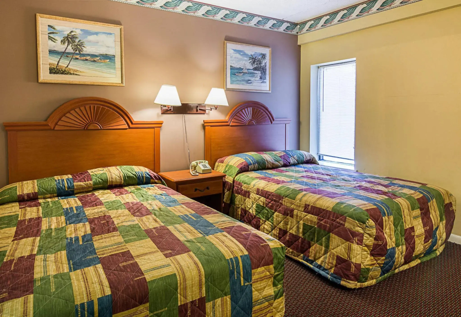 Red Roof PLUS+ & Suites Virginia Beach – Seaside