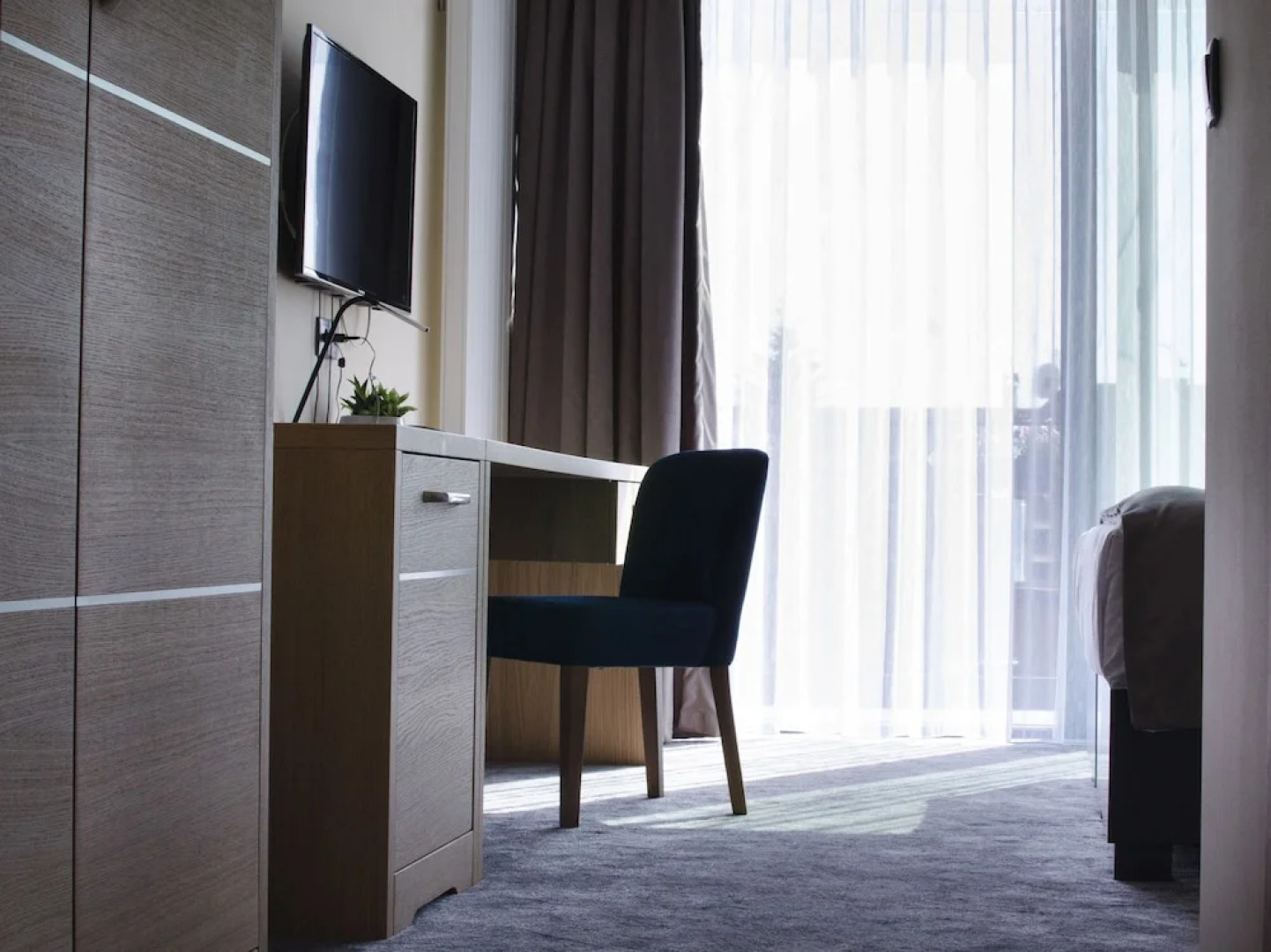 AZZA Hotel & Restaurant