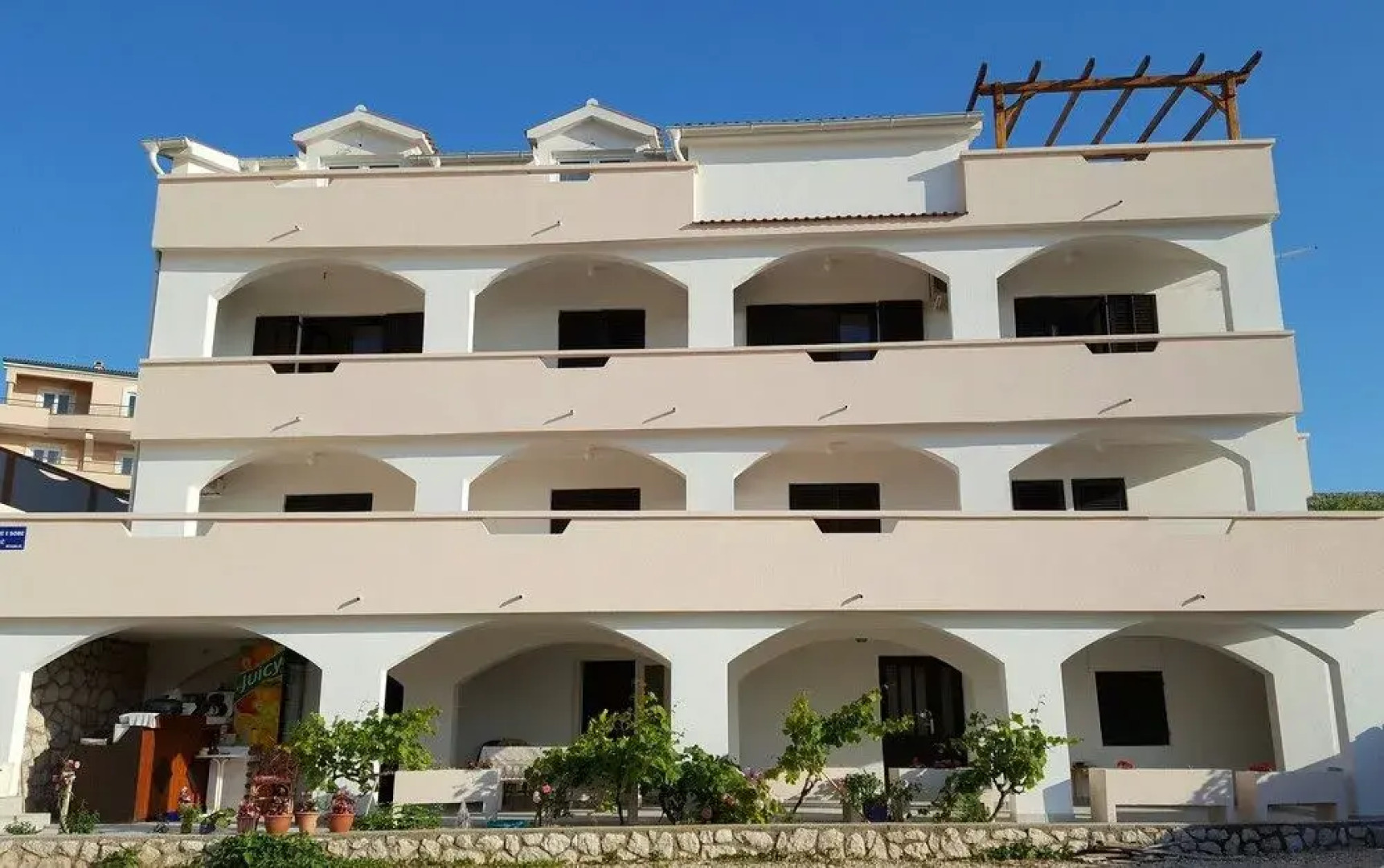 Guest House Panorama