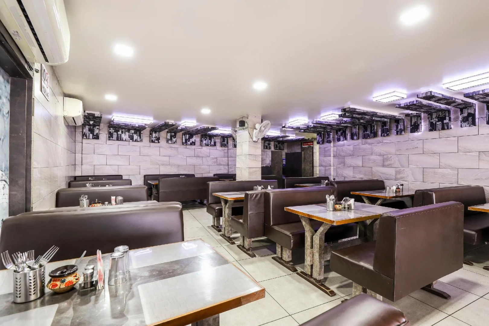 OYO 60489 Hotel Rangoli