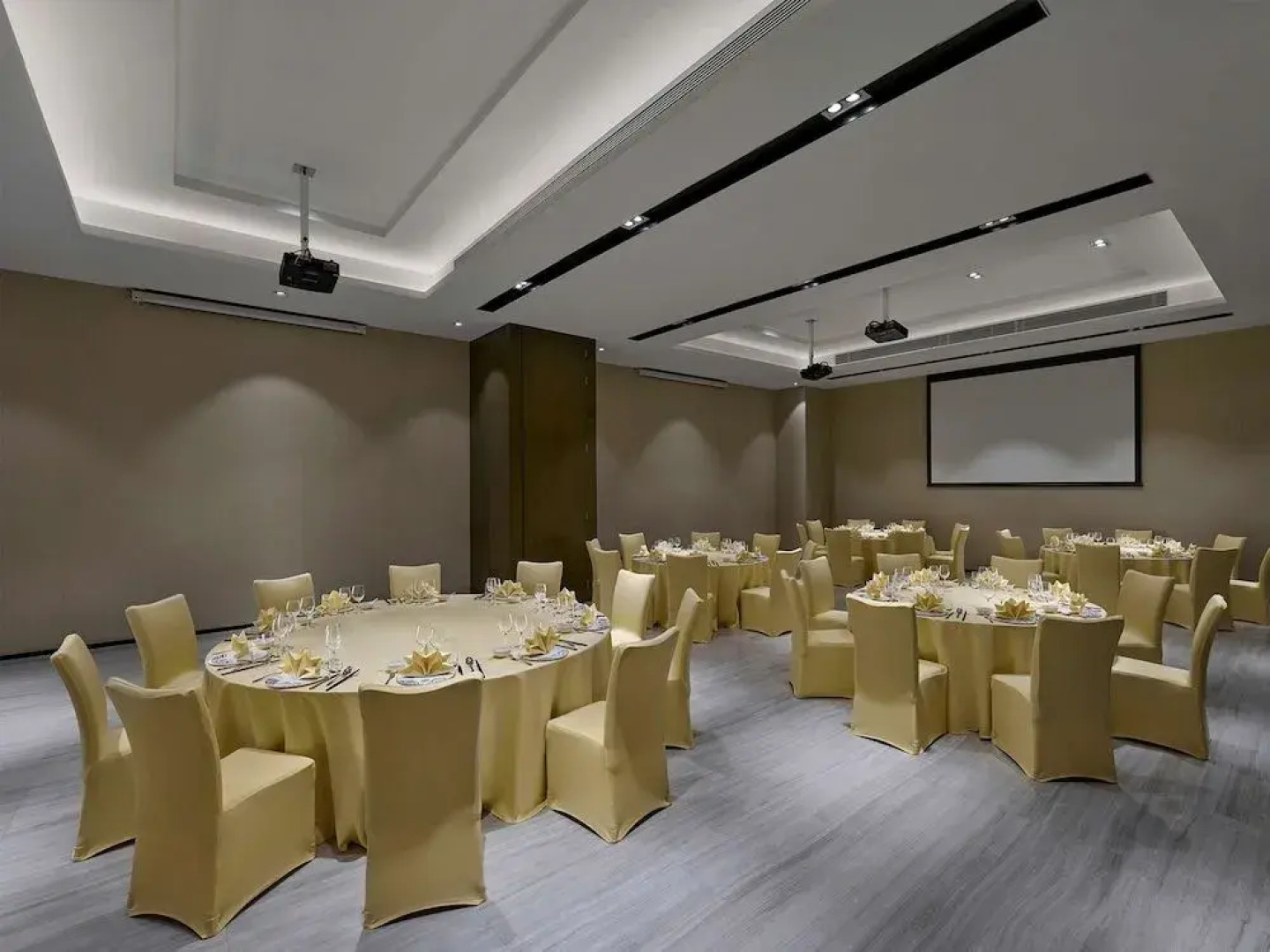 DoubleTree by Hilton Quzhou