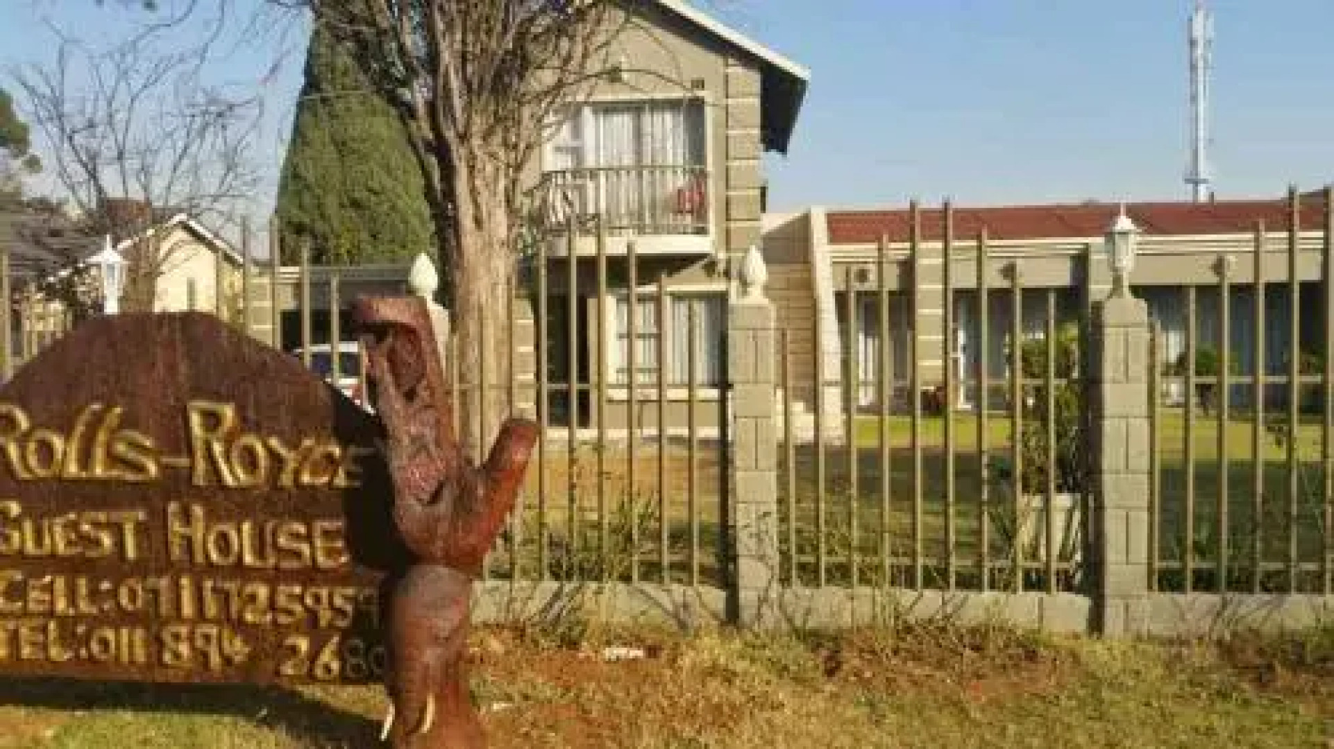 Rolls Royce Guesthouse & B&B