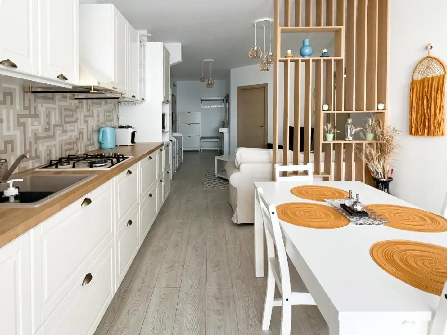 SeaView 3 Rooms Cozy Apartament