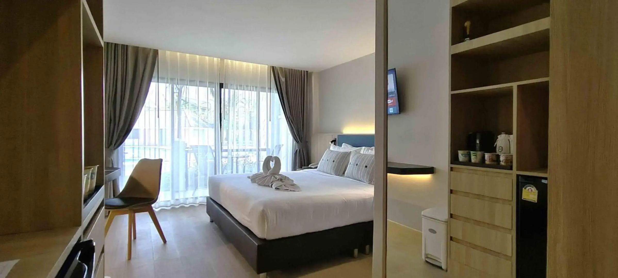 Pooh Beach Resort & Spa