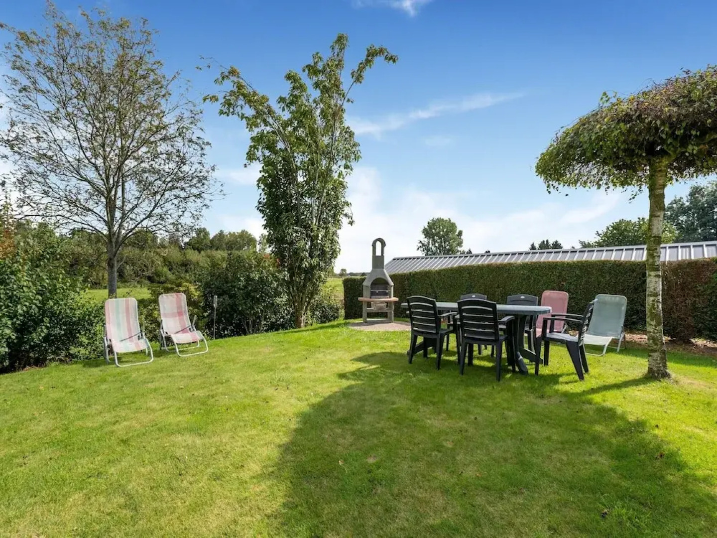 Charming Nieuwpoort Mill Retreat