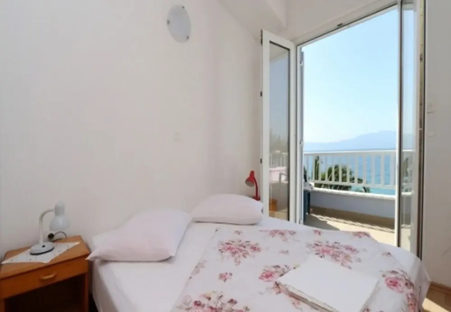 Tomo - 10 m From Beach - A1