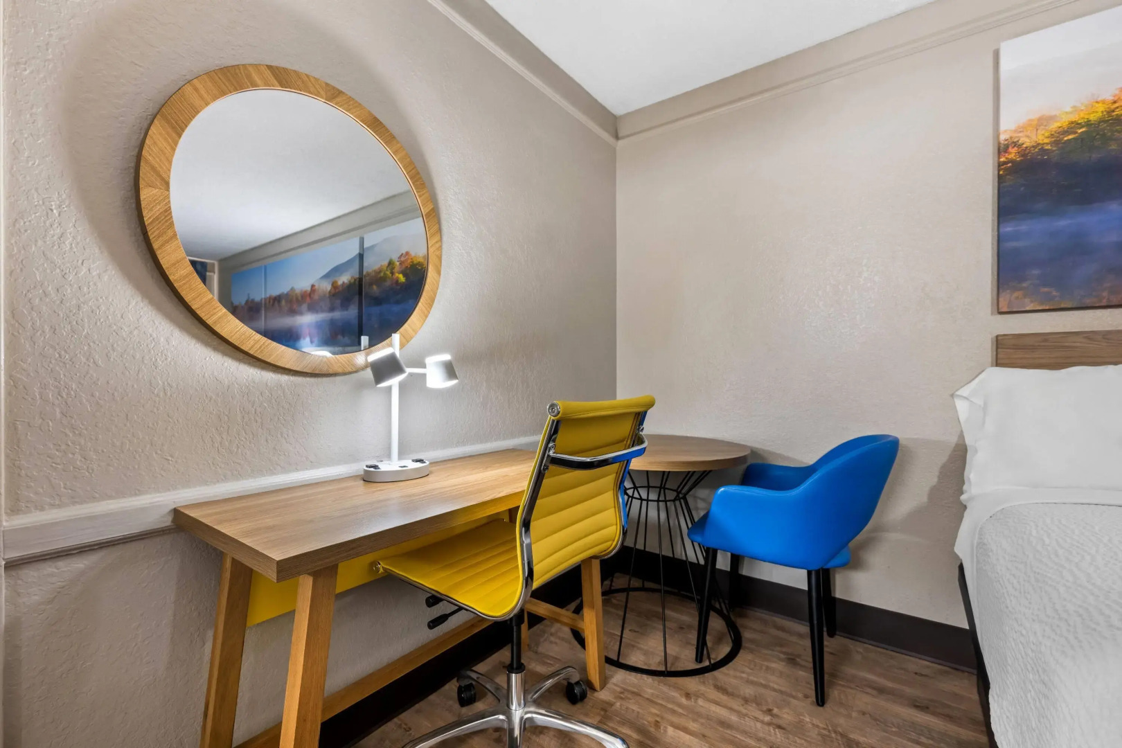 Days Inn by Wyndham Birmingham/West