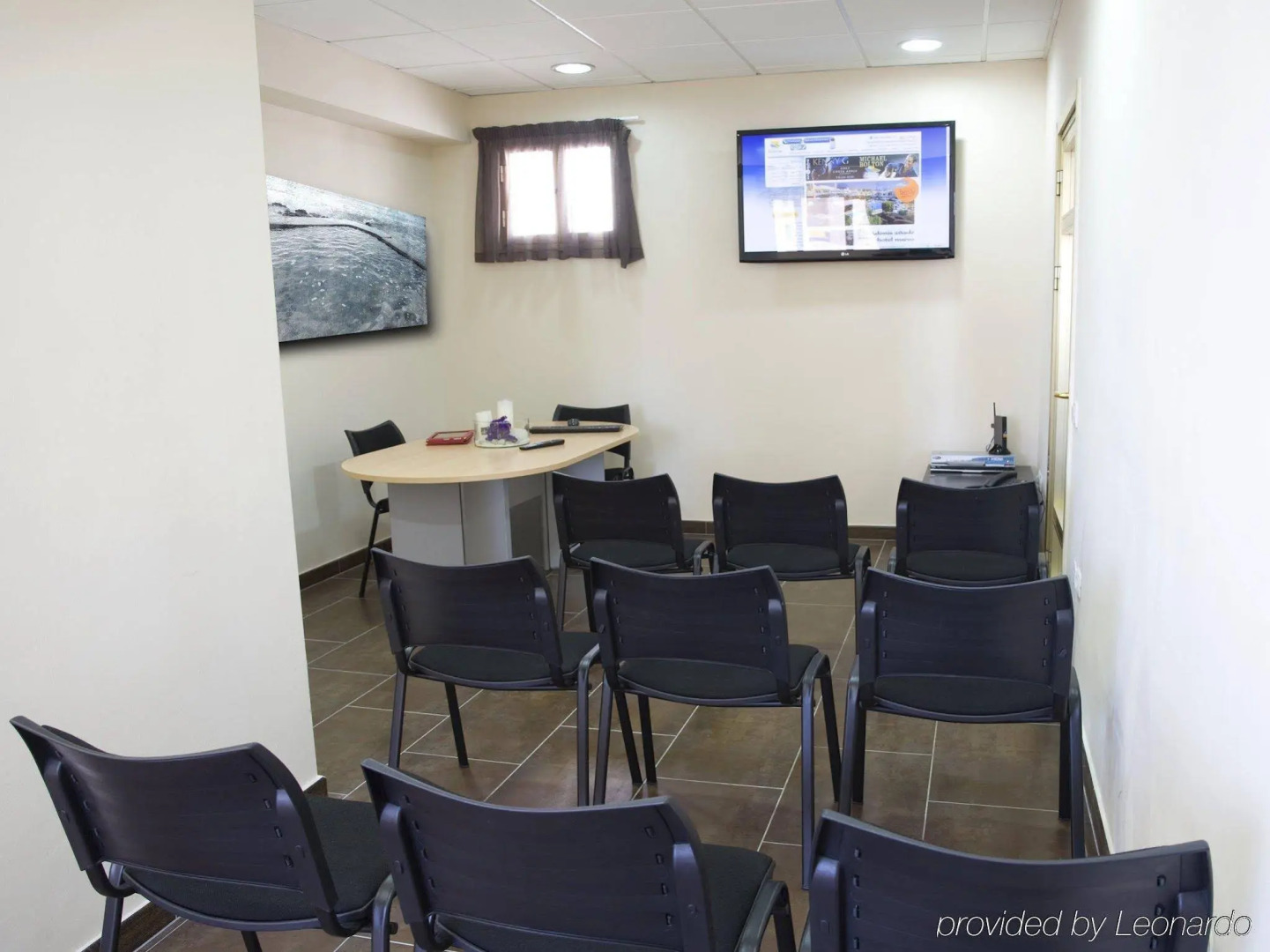 Hotel Adonis Capital