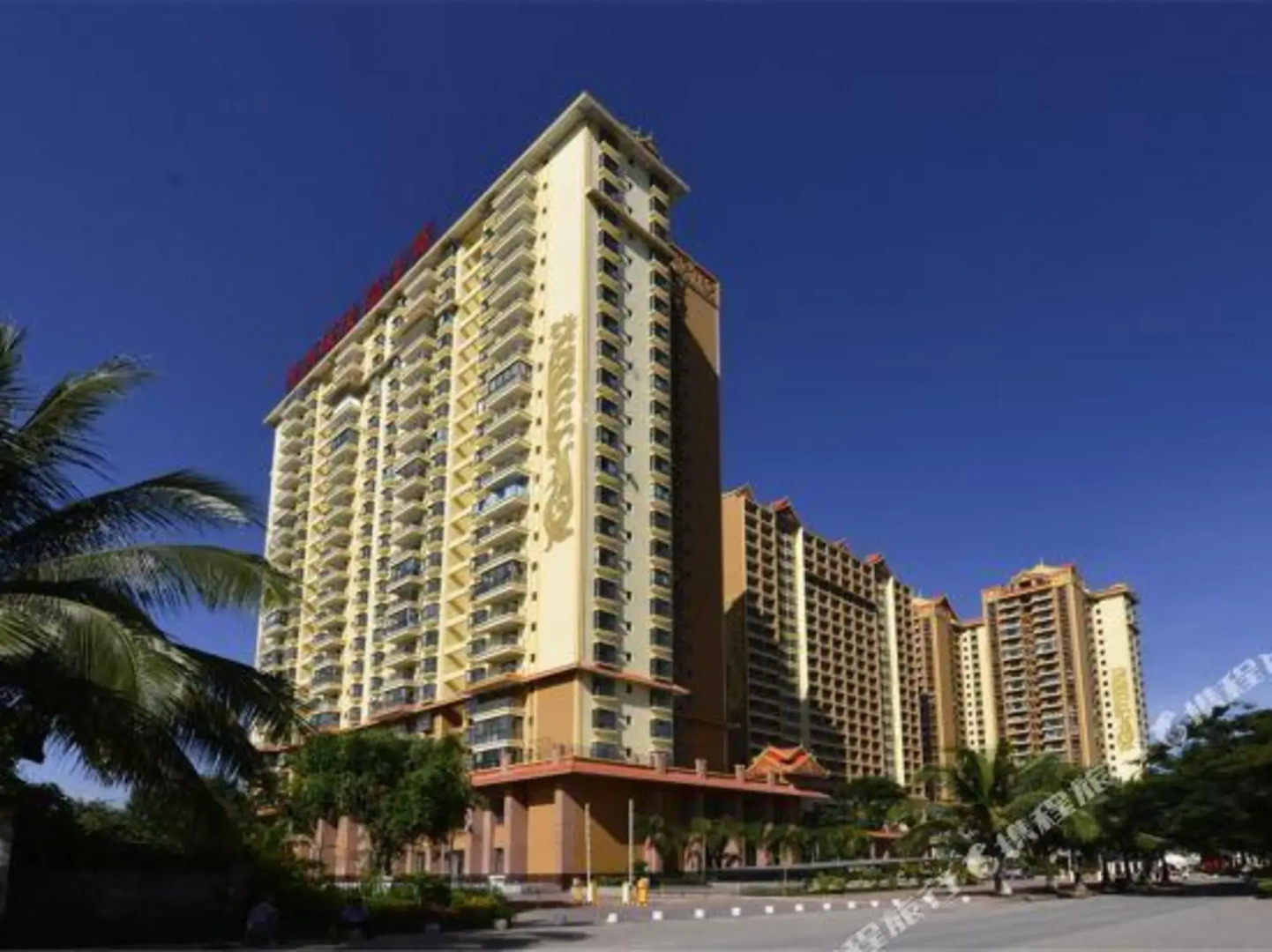 Sawadika Fengqing Hotel