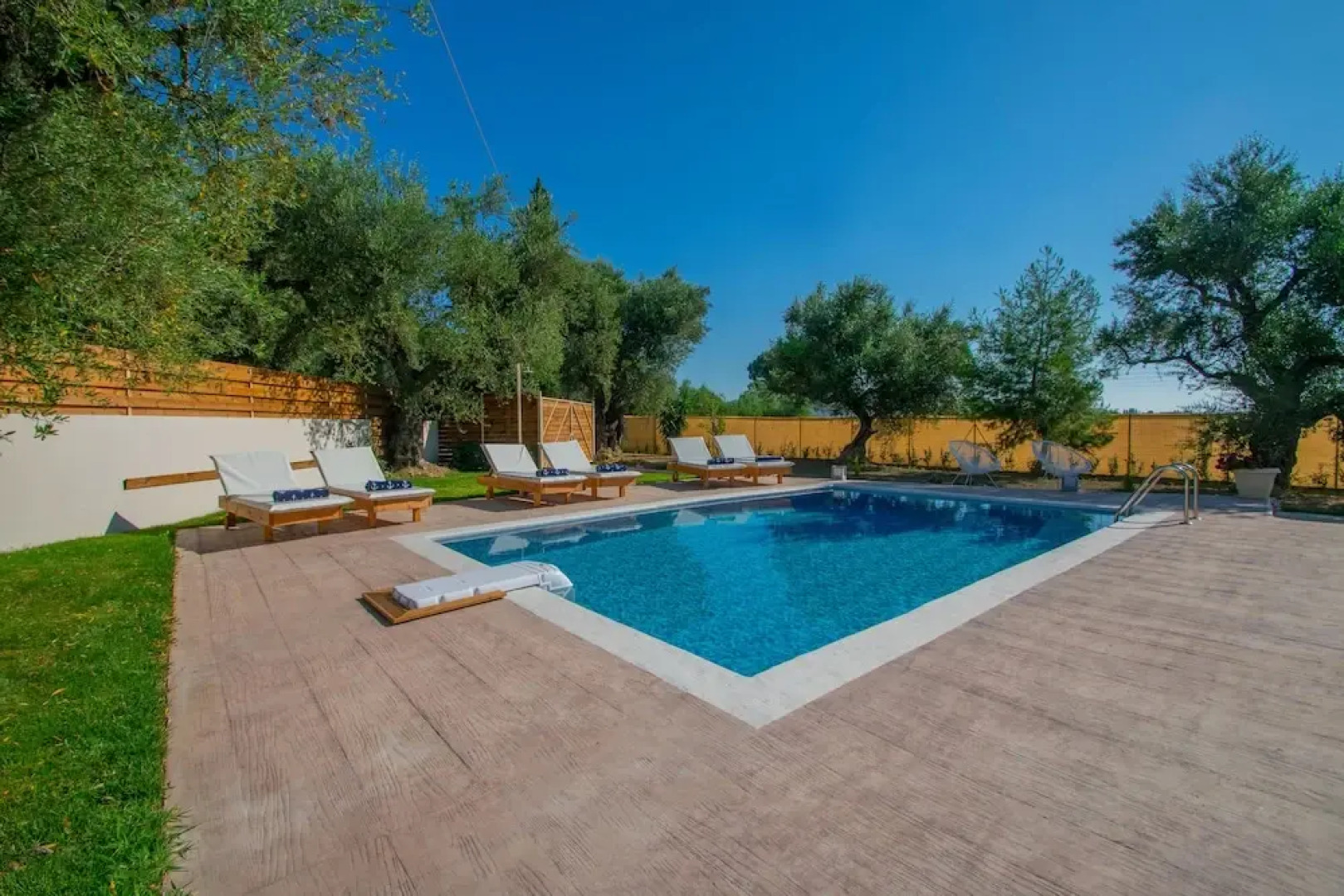 Zante Lagos Holiday Homes