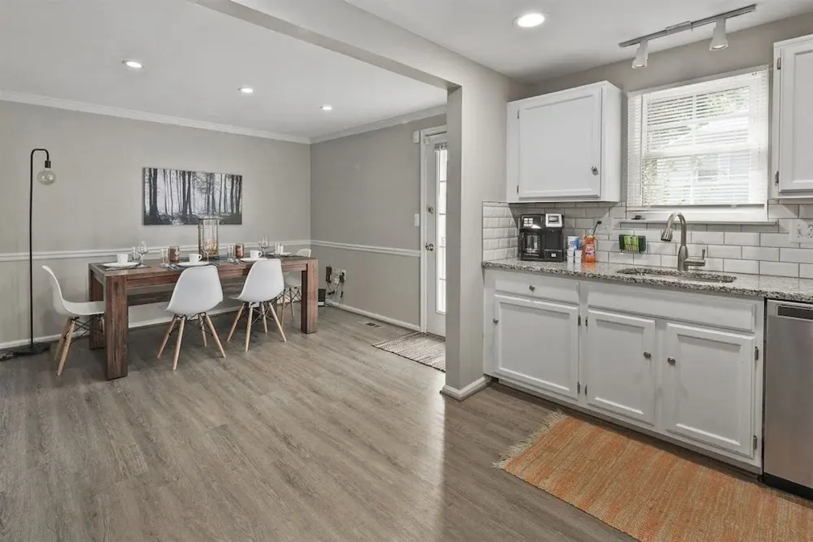 Top Rated Townhome - Largest Corner Unit With Patio, Deck, Basement, and new Luxury Mattresses! Self Checkin. Super Host Support!