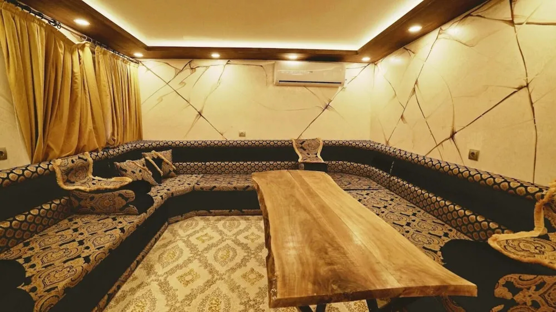 Göbeklitepe Bahce Saray