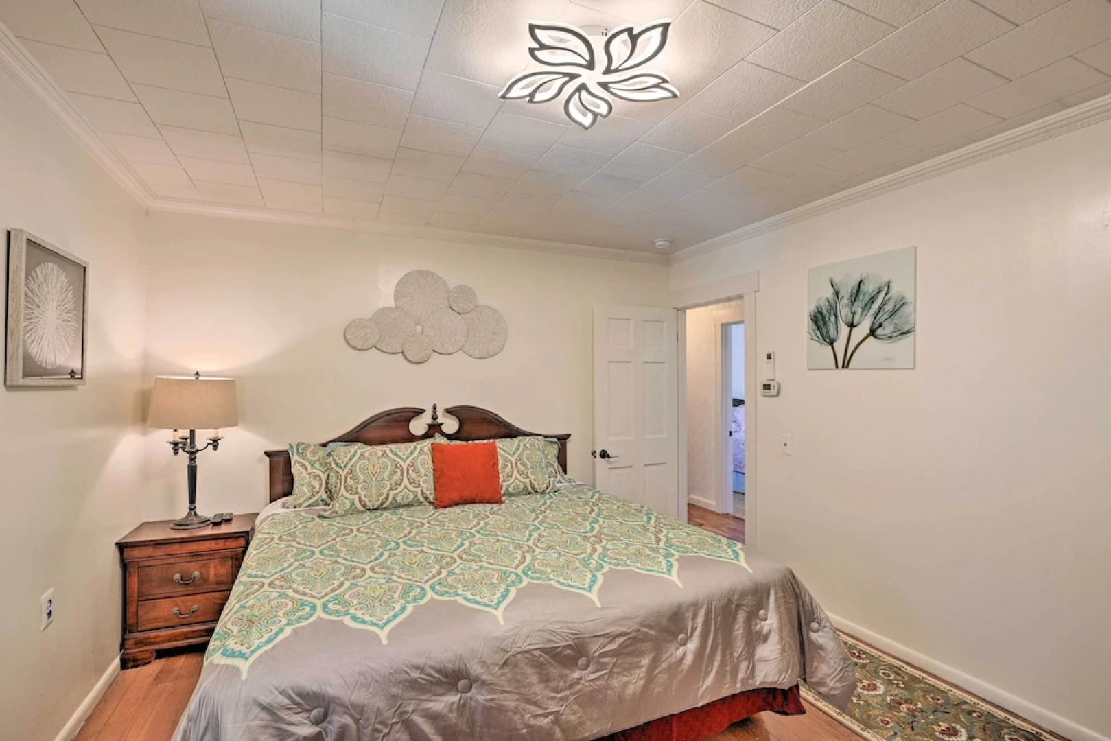 Cute Ellsworth Home w/ Deck, 16 Mi to Acadia!