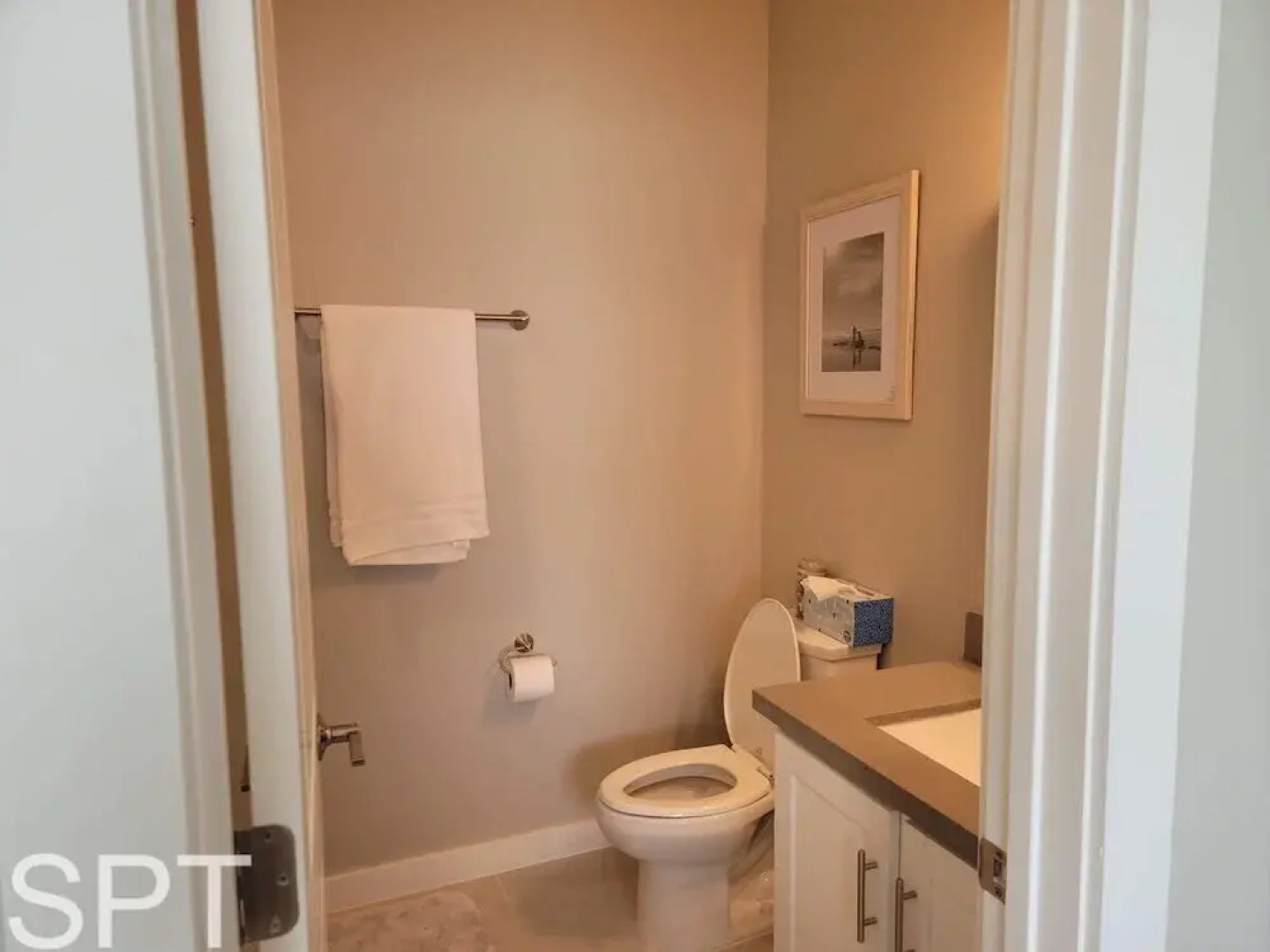 New Waterfront Bungalow Fishermans Paradise 2 Bedroom Home by RedAwning