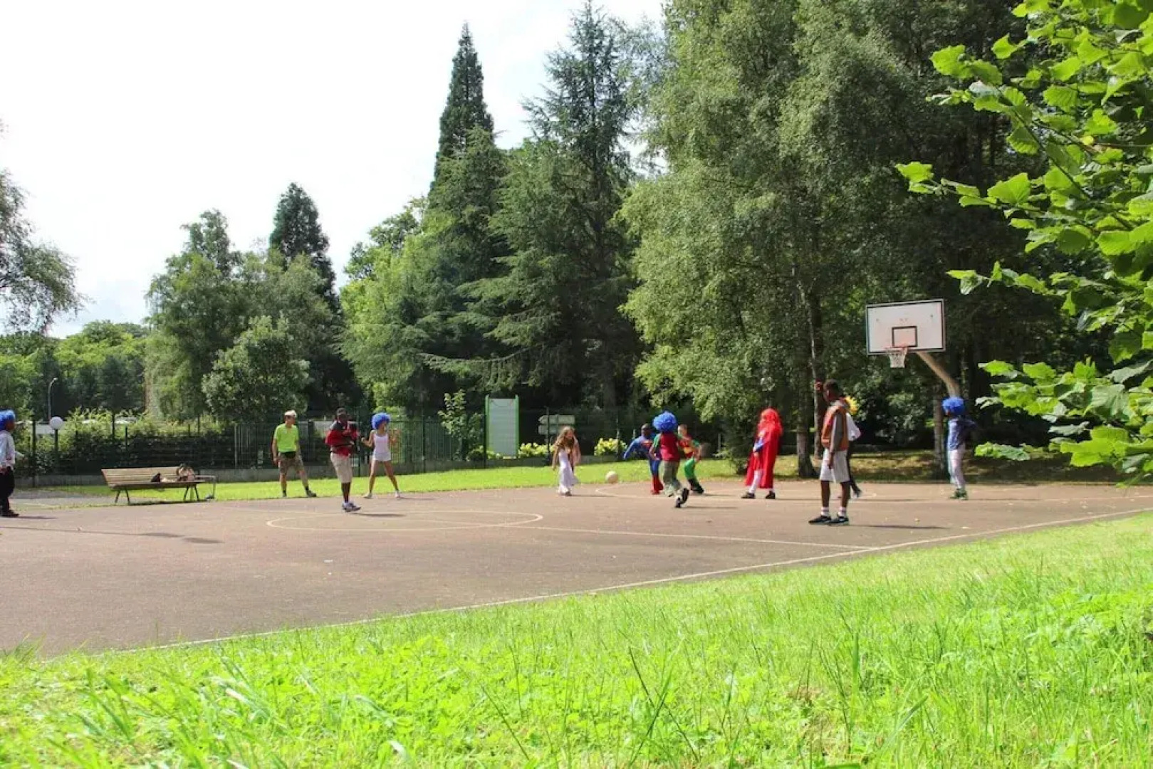 Apartment in Forges les Eaux With Garden