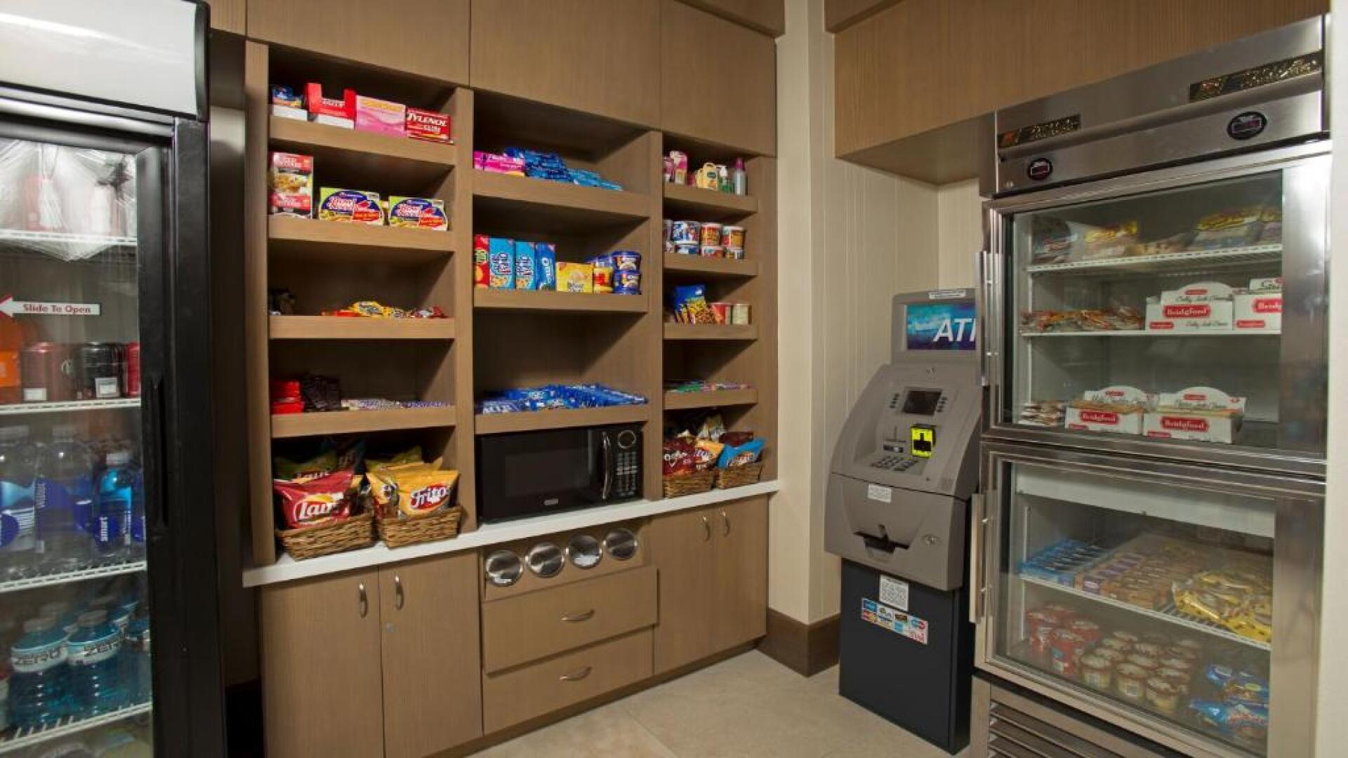 DoubleTree by Hilton San Diego Bayside