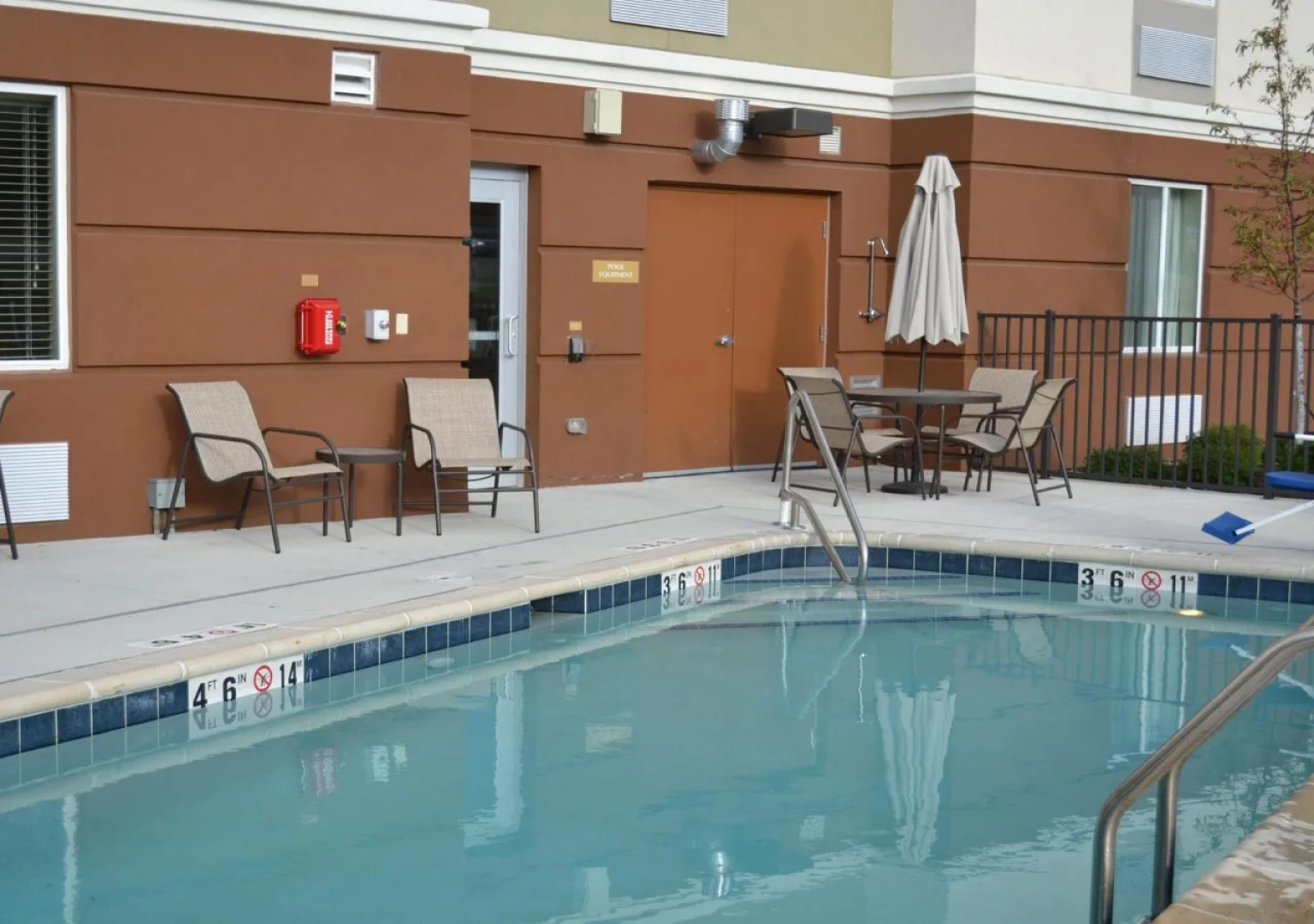 Candlewood Suites St. Clairsville by IHG