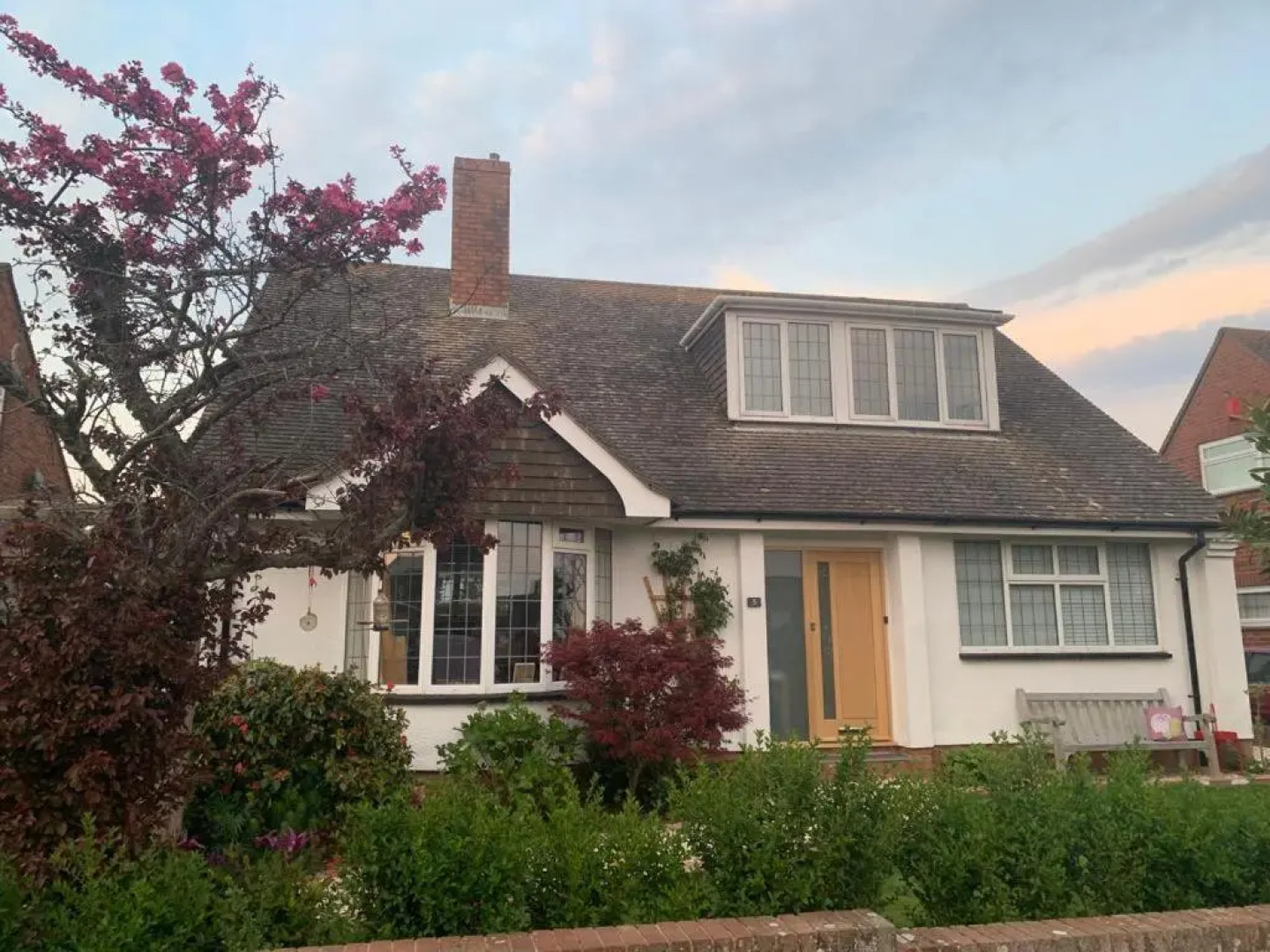 The Beehive - Self Contained Studio by the Sea (Adults Only)