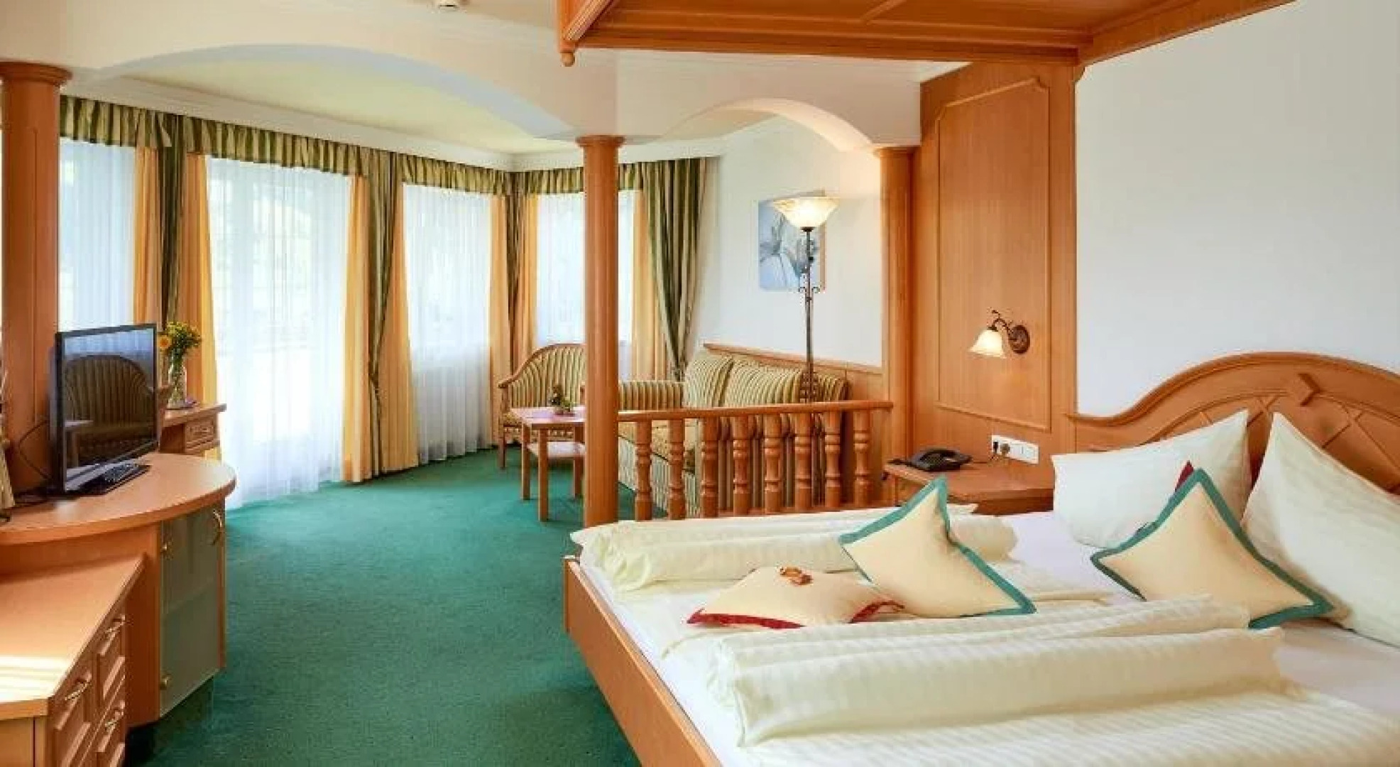 Smaragdhotel Tauernblick