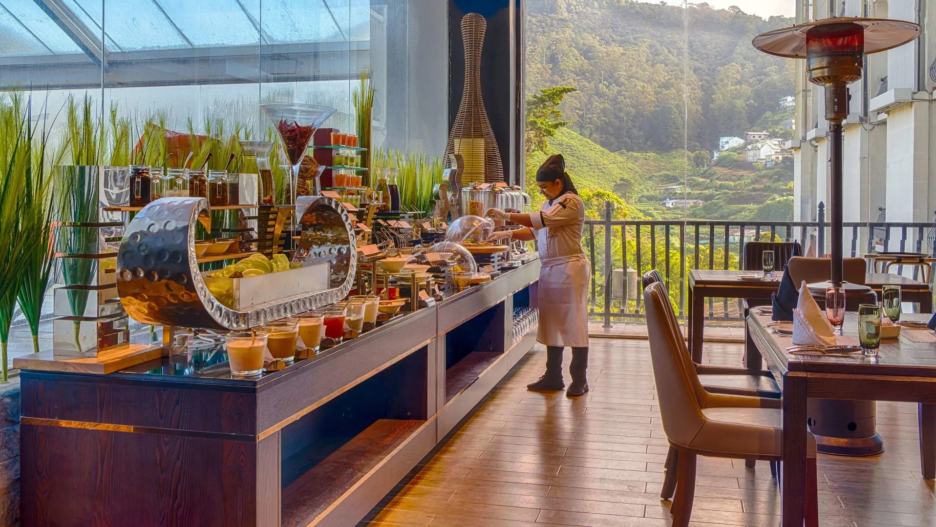 The Golden Ridge Hotel