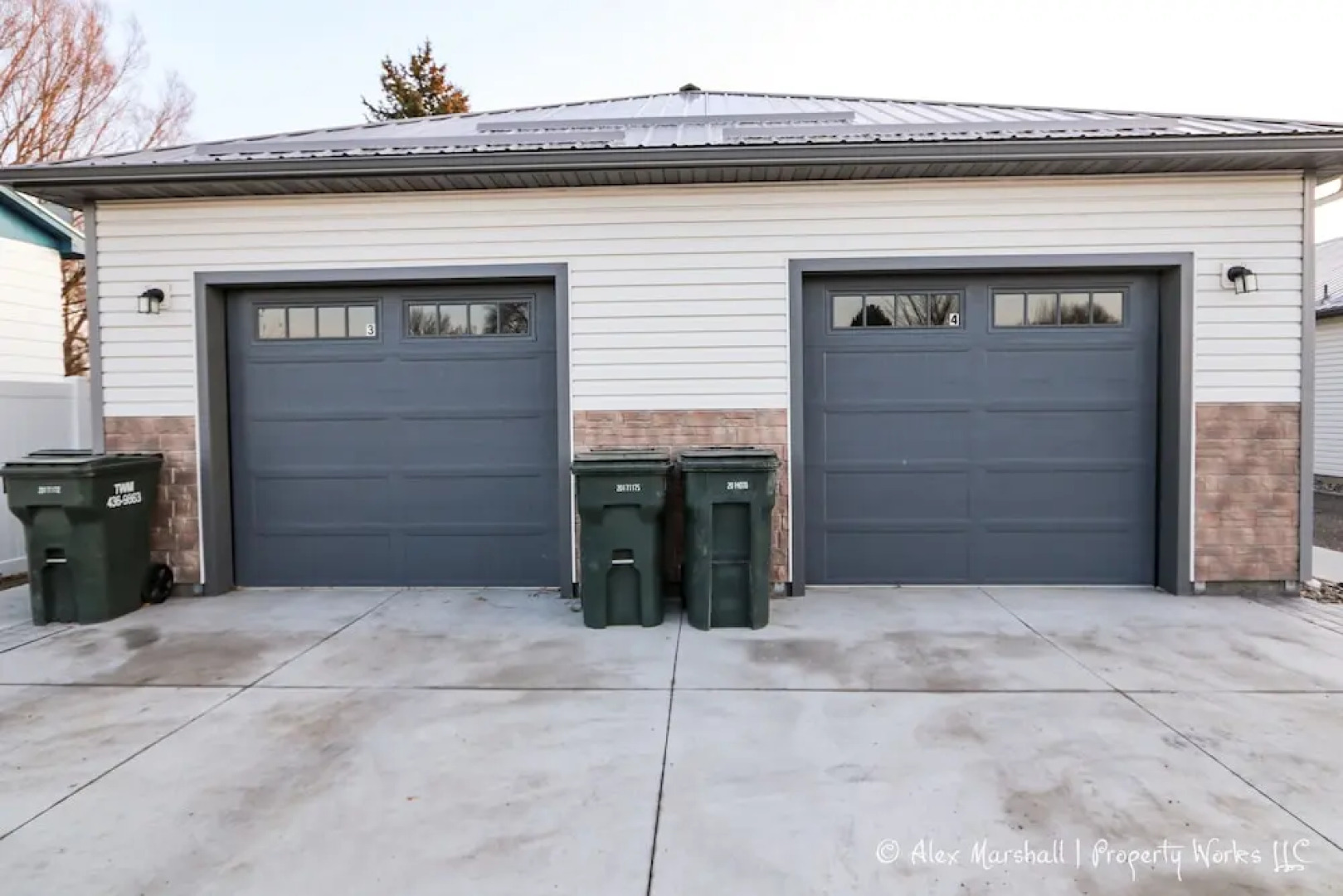 Perfect For Traveling Professionals - Easy Access to Everything!