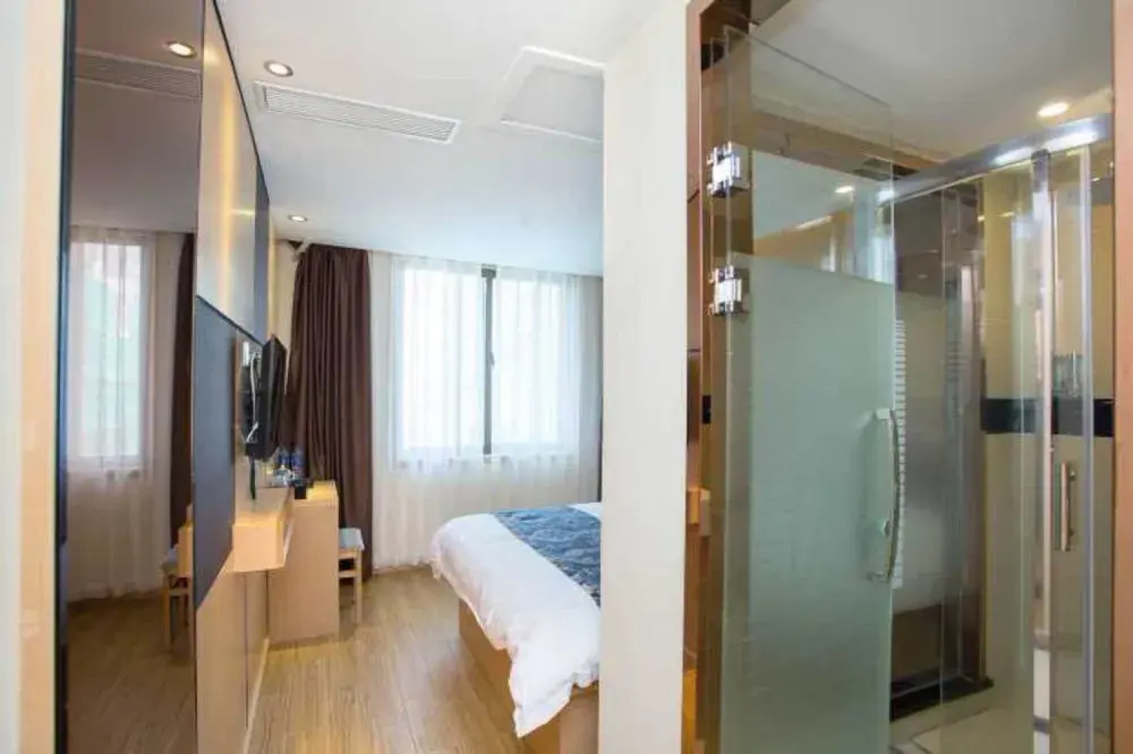 Wan Xin Hui Xuan Hotel