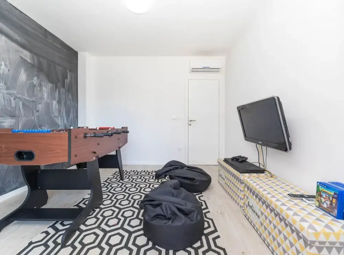 Modern Kastel Villa With Private Pool, Gym, and Large Outdoor Space